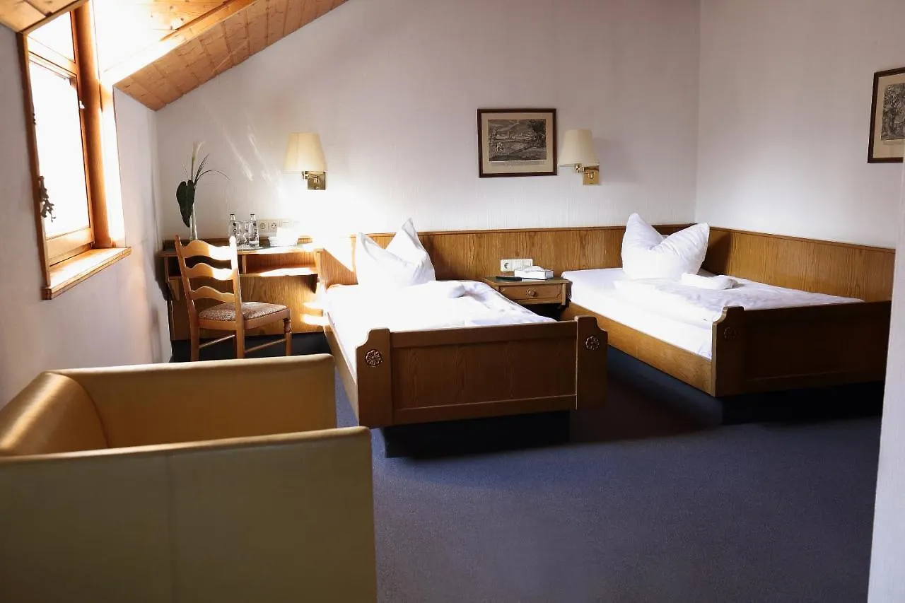 Autobahnraststatte Und Hotel Riedener Wald Ost Hausen  Allemagne